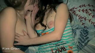 Mieheni nai minun kuuma Askel sisar, 3some Amatööri Seksi Suihinotto, tytöt suudella, Pillua suuhun, Mällit suuhun, Jakaminen cum ja Valtava Cumshot, 2 girls 1 tyyppi kuuma pari, ffm, vittu