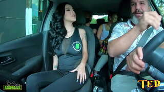 Hän são paulo alasti autossa ja haluaa tehdä hänen ensimmäinen porno elokuva