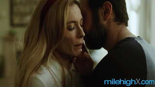 Объркана от половината брат не знае какво да прави