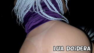 Novinha do Rio de Janeiro Lua Doidera ei kunniaa reikä na festa de swing e fez useat miehet gozarem na punheta e boquete